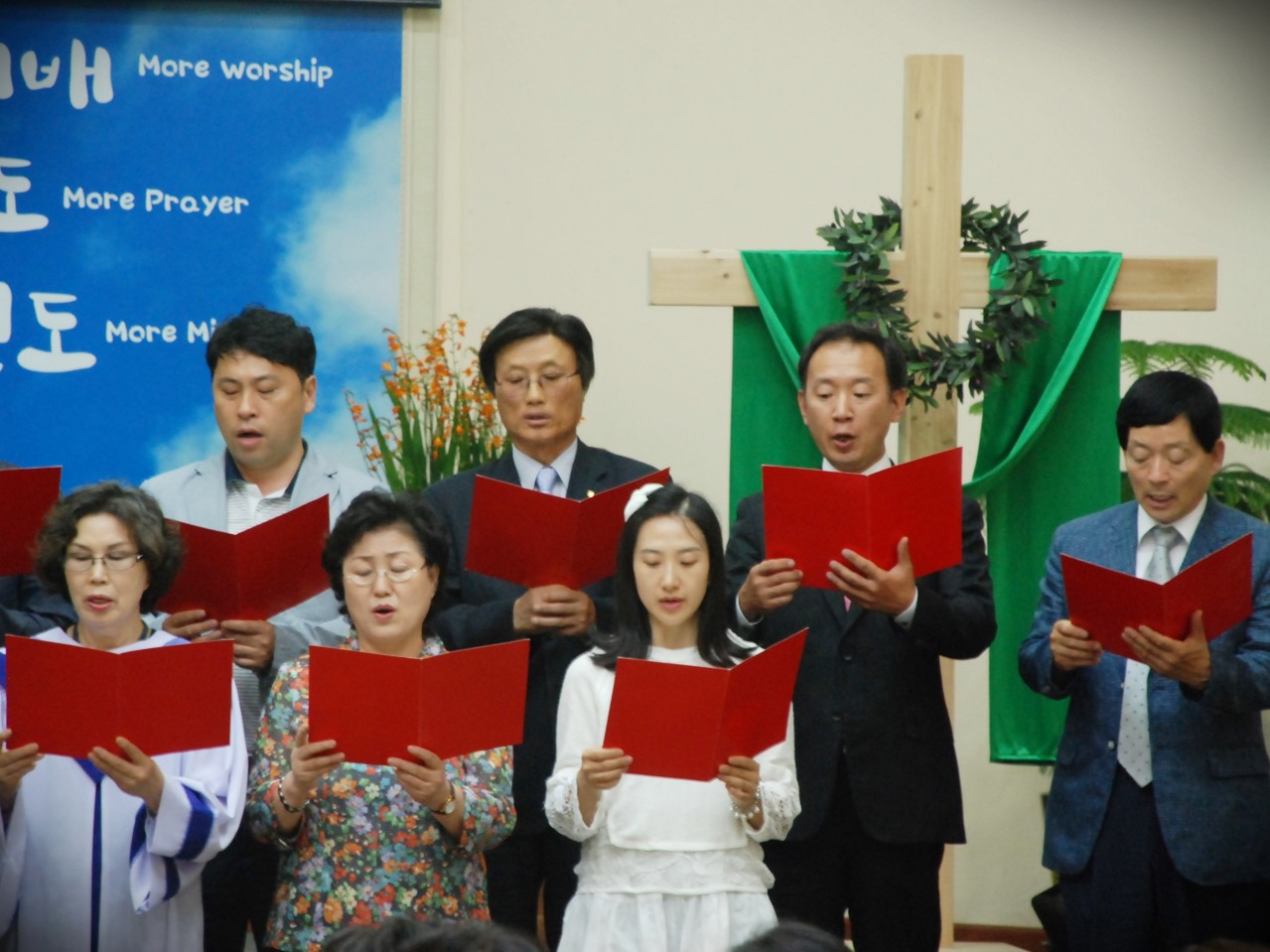 3.JPG : 선교위원회 헌신예배