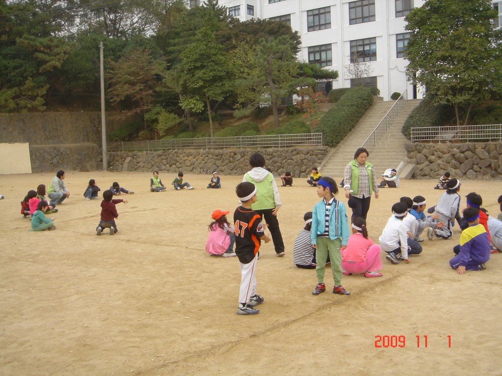 246384bef771b3a46f.jpg : 2009년 어린이부 운동회
