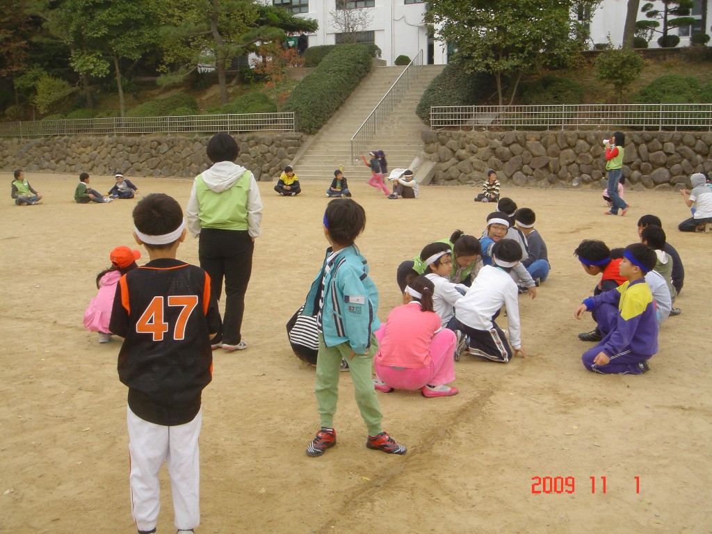 235324bef771d1ae49.jpg : 2009년 어린이부 운동회